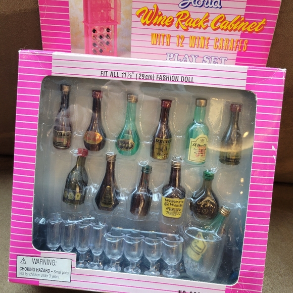 Wine rack cabinet - Picture 2 of 2